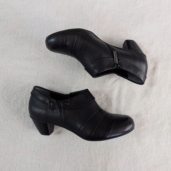 Barefoot Freedom Ashton Black Ankle Booties Size 12M - Picture 1 of 7
